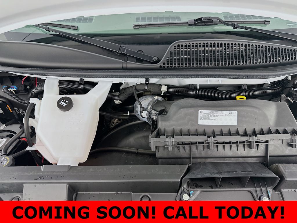Used 2024 White Chevrolet Work Van image 32