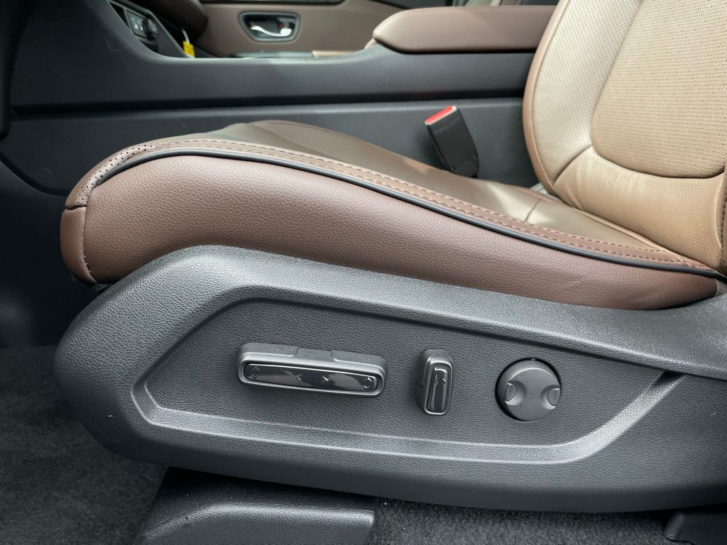 2025 Honda Pilot Elite 26