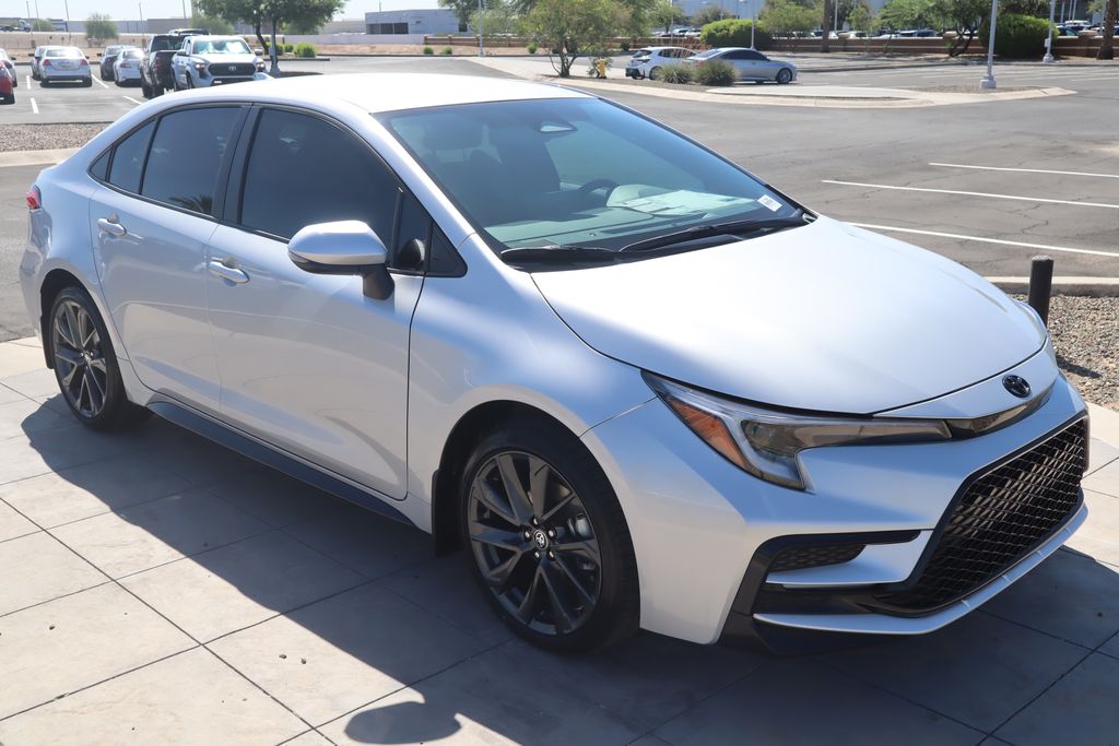 Thumbnail: 2025 Toyota Corolla - 3
