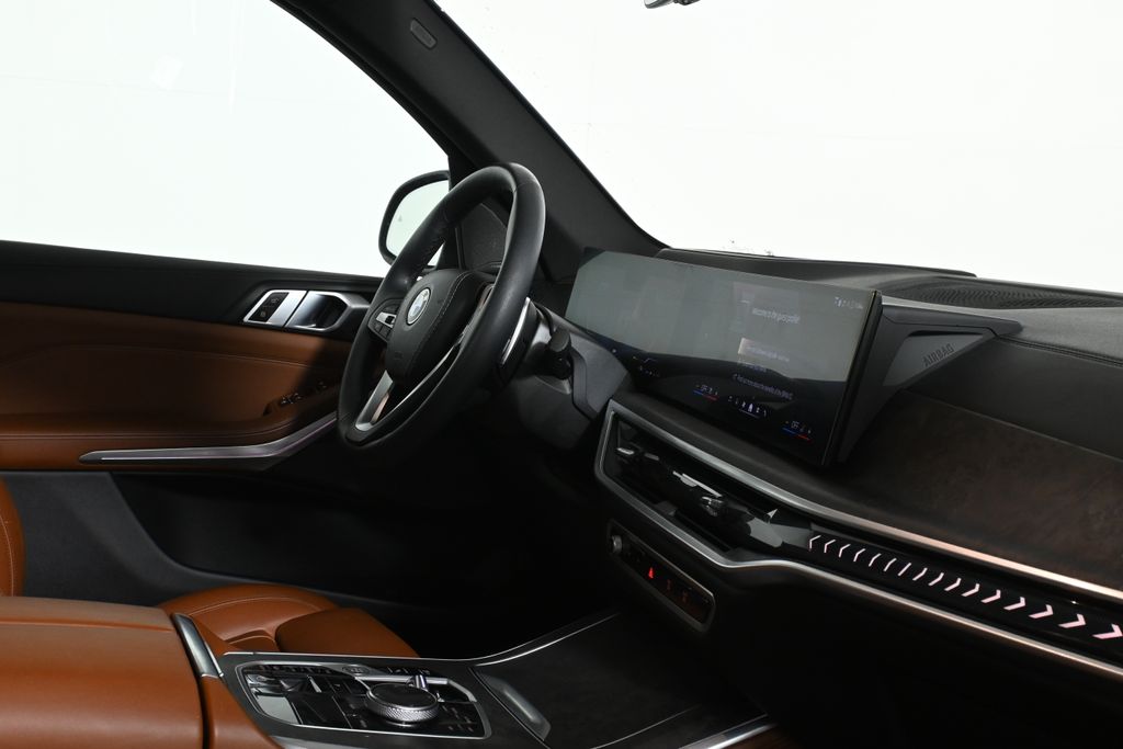 Thumbnail: 2024 BMW X5 - 29