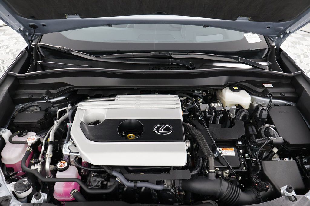 Thumbnail: 2024 Lexus UX - 15