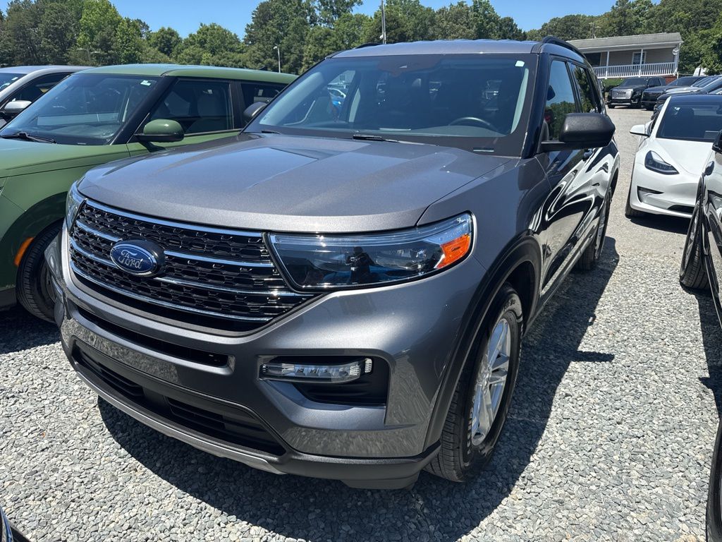 2021 Ford Explorer XLT 4WD's photo
