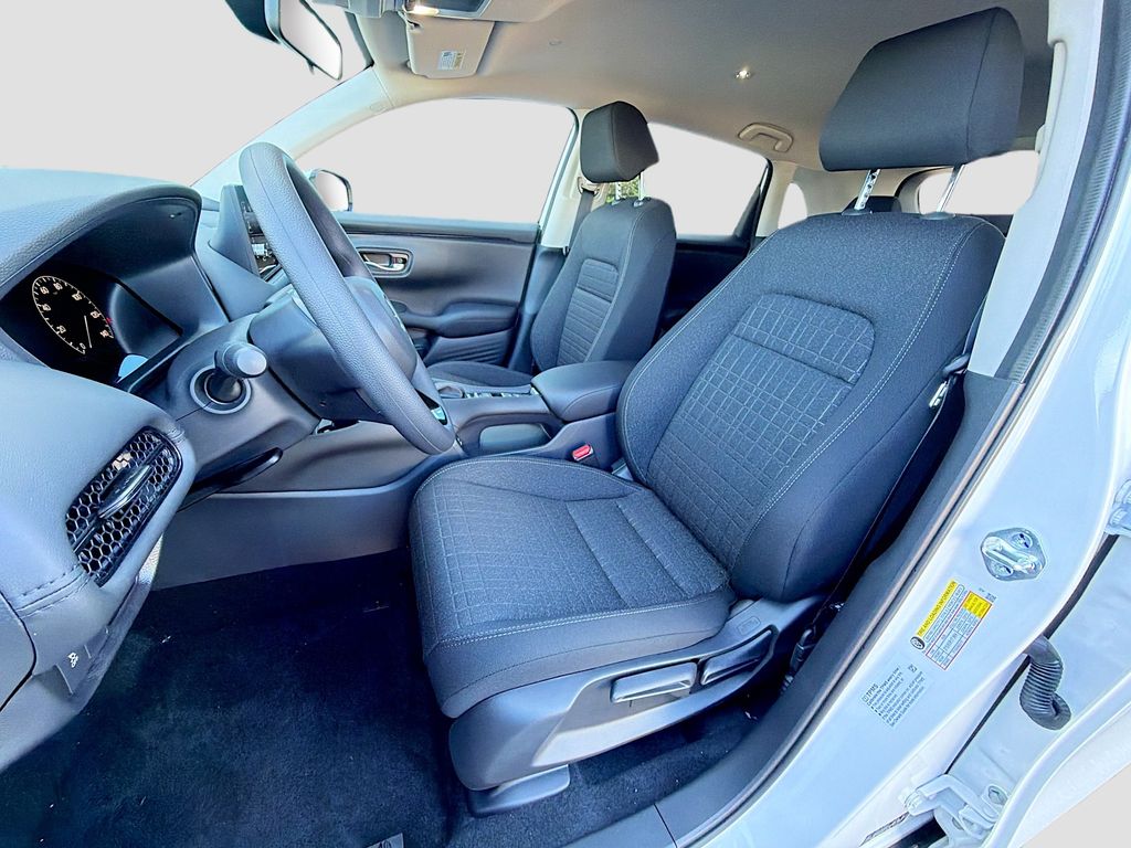 Thumbnail: 2027 Honda HR-V - 14
