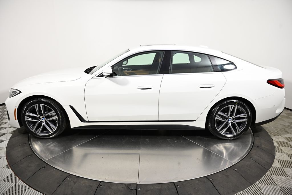 Thumbnail: 2024 BMW 4 Series - 2