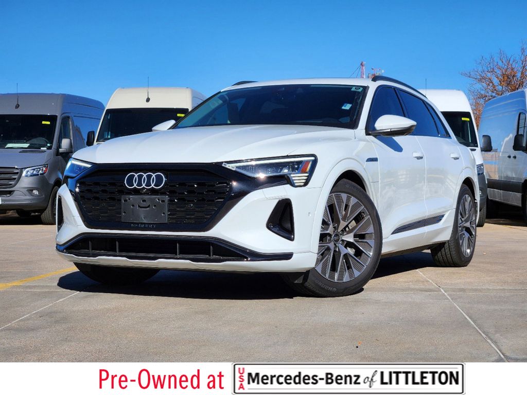 2024 Audi Q8 e-tron Prestige 1