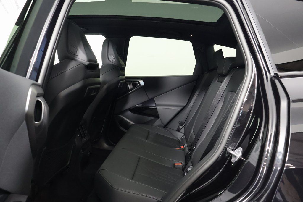 Thumbnail: 2026 BMW X3 - 6