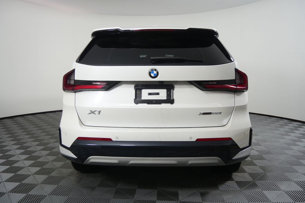 Thumbnail: 2023 BMW X1 - 4