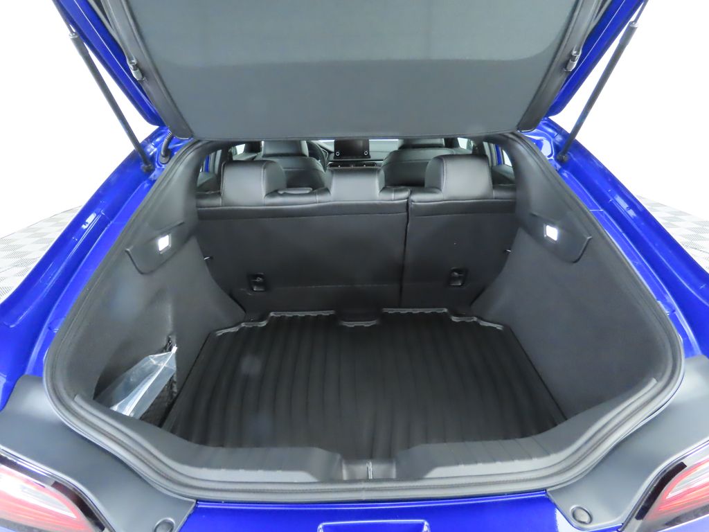 Thumbnail: 2025 Acura Integra - 30