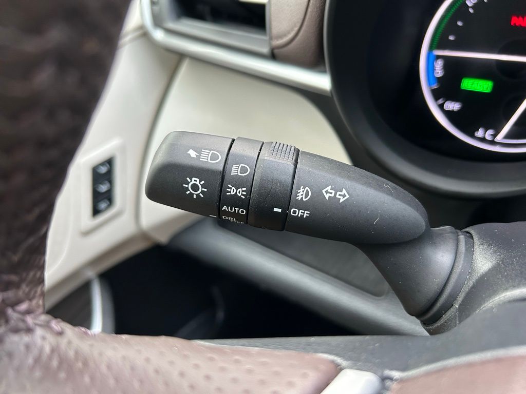 Thumbnail: 2024 Toyota Sienna - 24