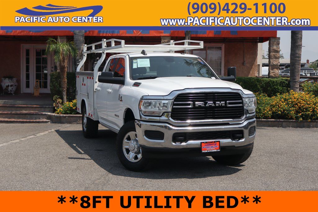 2021 RAM 3500 Big Horn Crew Cab LB 4WD