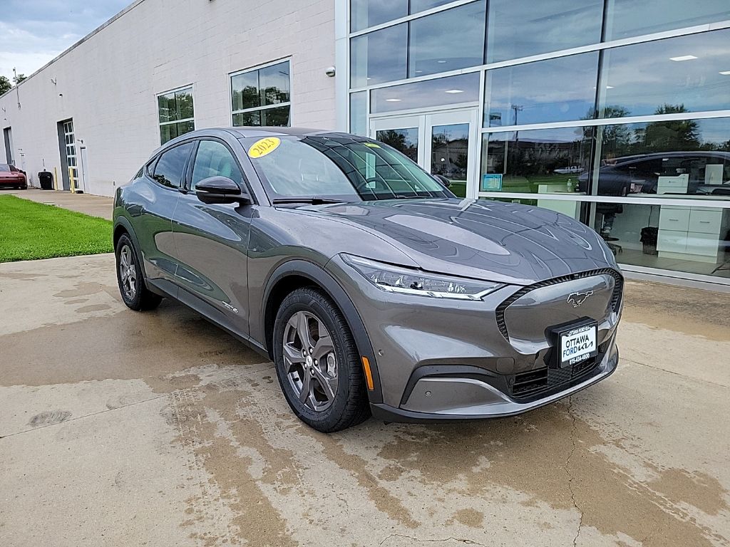 2023 Ford Mustang Mach-E Select AWD