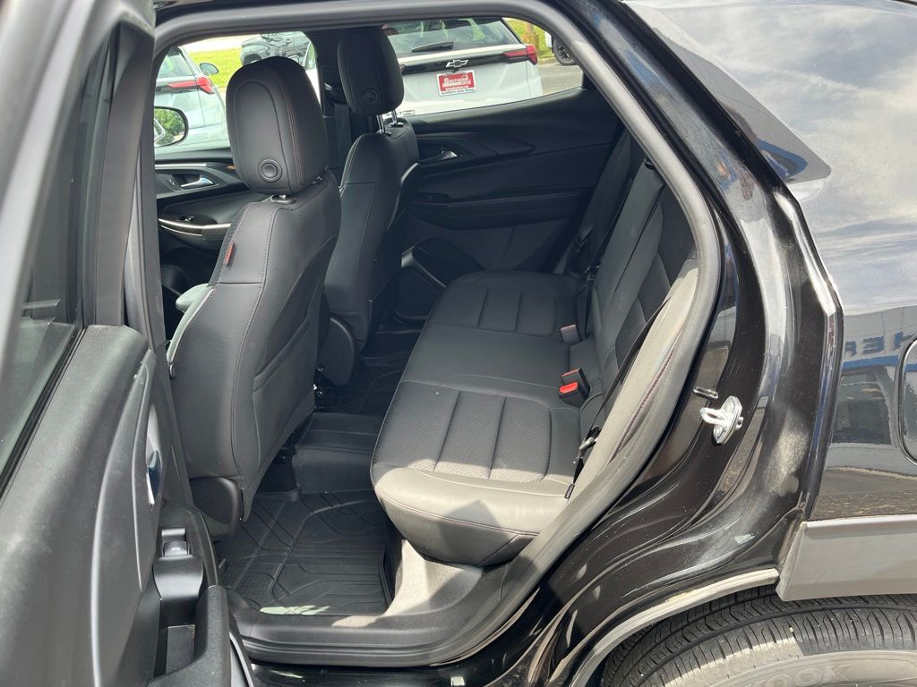 Used 2022 Black Chevrolet RS image 47