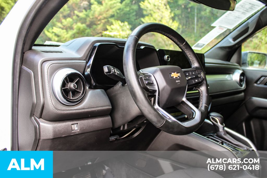 Used 2023 White Chevrolet LT image 20