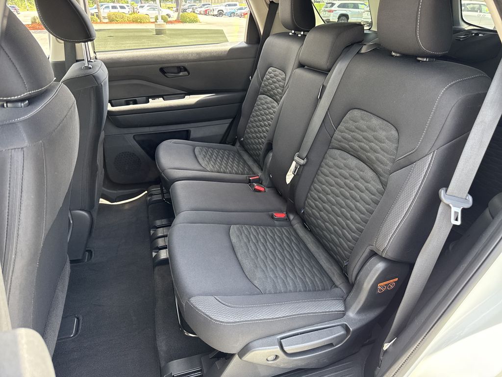 Used 2023 Nissan Pathfinder SUV
