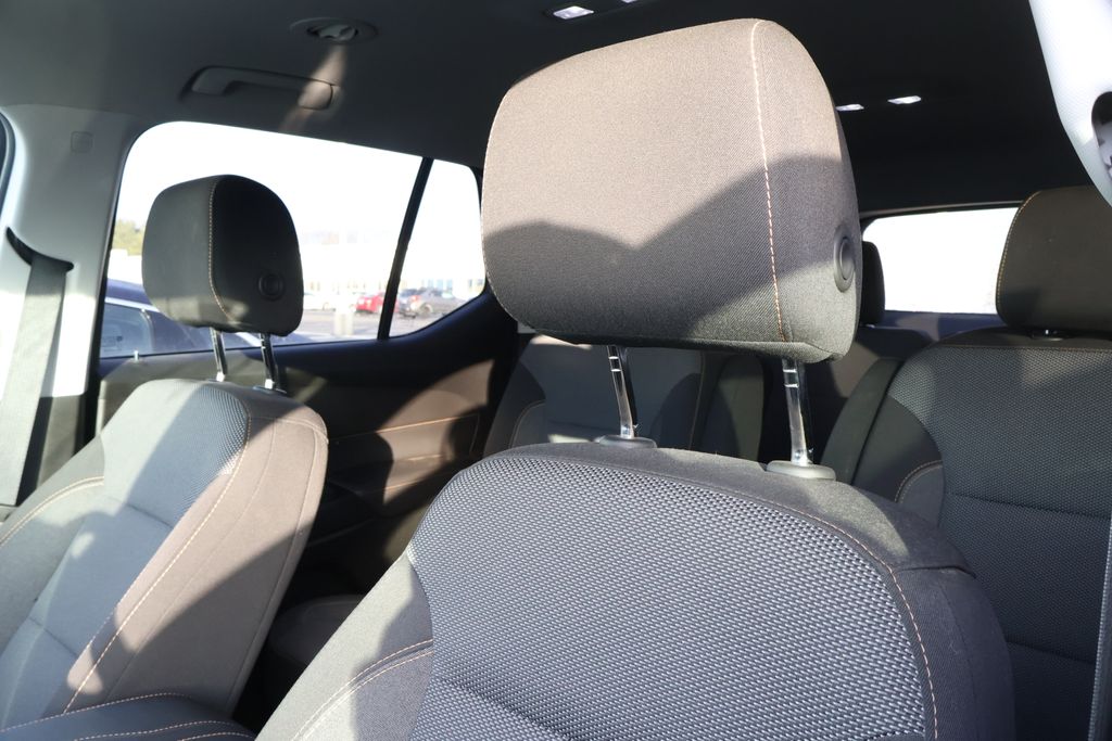 Thumbnail: 2018 Chevrolet Traverse - 13