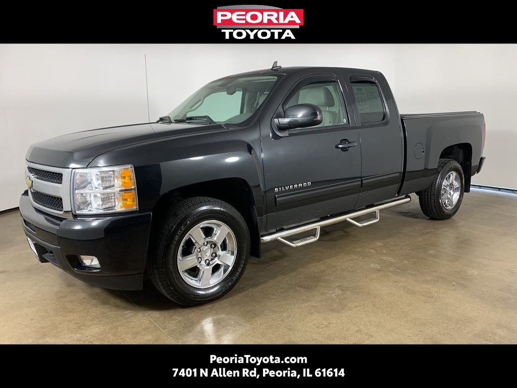Black Granite Metallic 2010 Chevrolet Silverado 1500 LTZ Extended Cab 4WD Pickup Truck Four-Wheel Drive 6-Speed Automatic