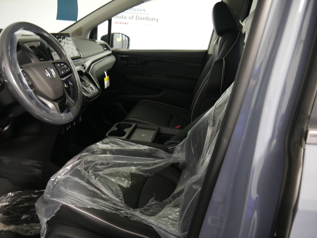 Thumbnail: 2026 Honda Odyssey - 12