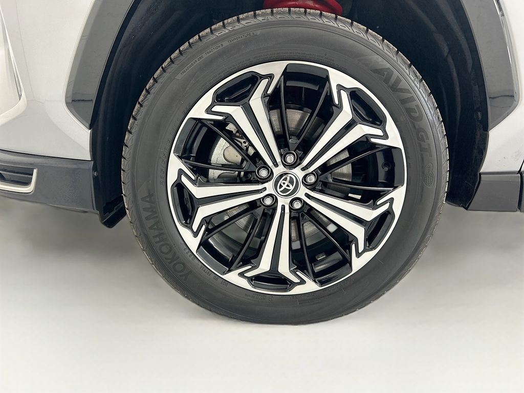 Thumbnail: 2025 Toyota RAV4 - 28