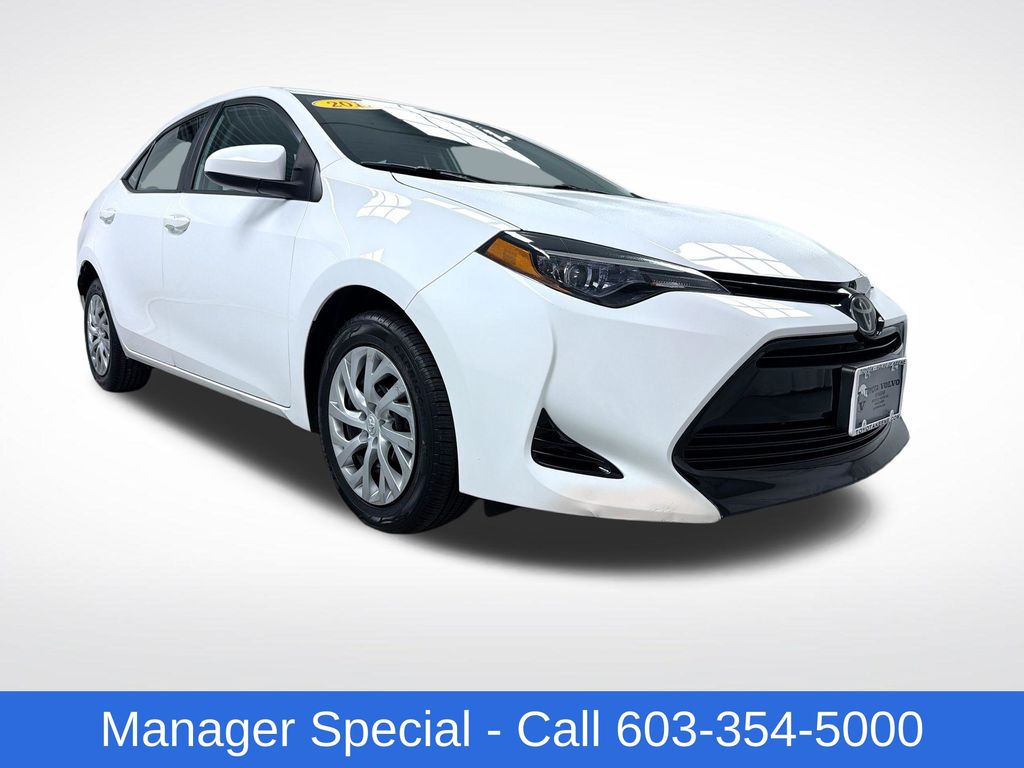  2017 Toyota Corolla LE   