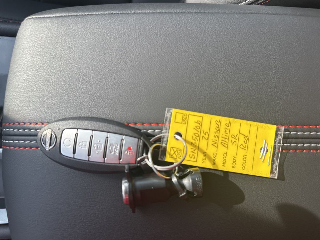 2025 Scarlet Ember Nissan Altima 2.5 SR FWD Sedan