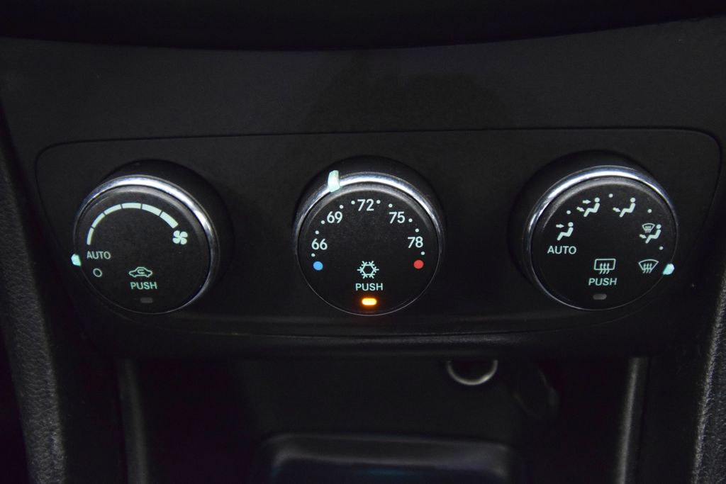 used 2013 Dodge Avenger car, priced at $6,300