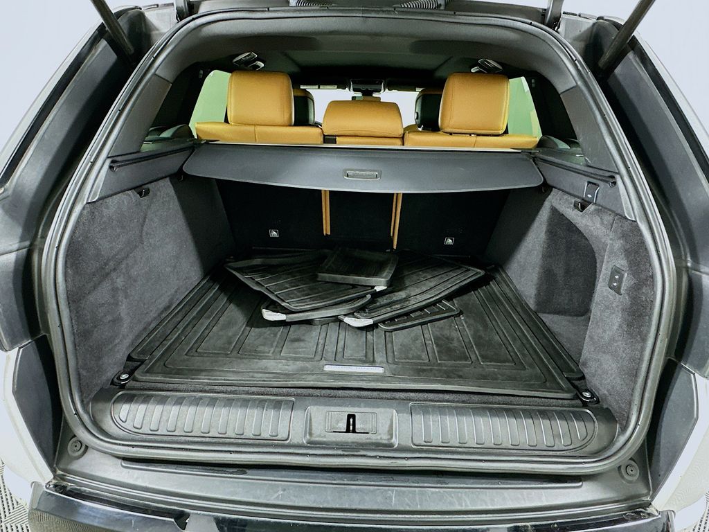 Thumbnail: 2020 Land Rover Range Rover Sport - 27