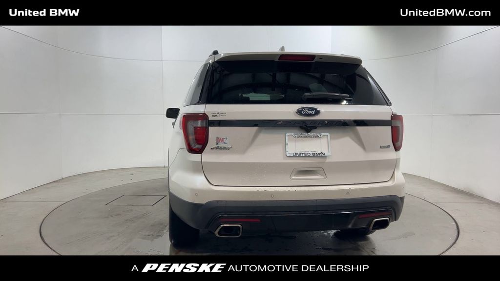 Thumbnail: 2017 Ford Explorer - 7