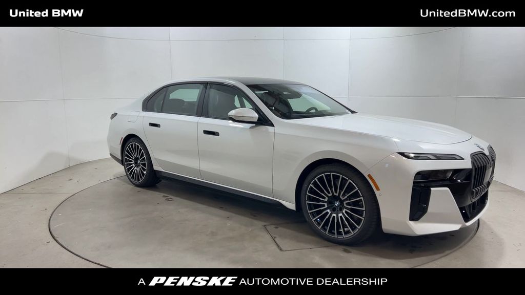 Thumbnail: 2025 BMW 7 Series - 2