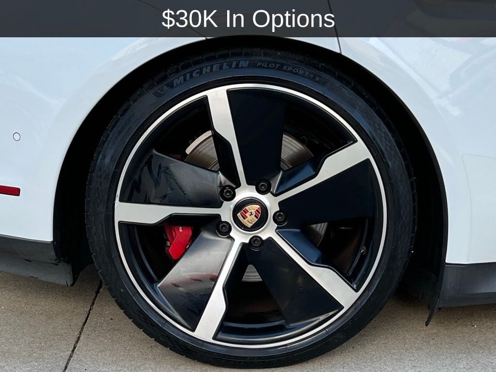 2021 Porsche Taycan 4S photo