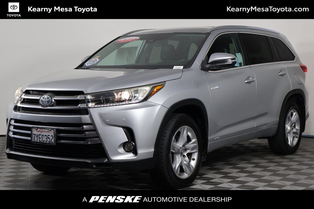 Thumbnail: 2017 Toyota Highlander - 1