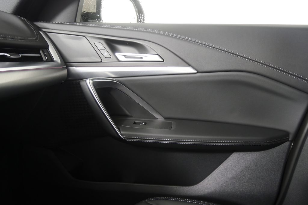 Thumbnail: 2026 BMW X1 - 24