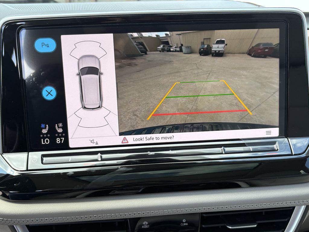 New 2026 Opal White Volkswagen 2.0T SE w/Technology image 19