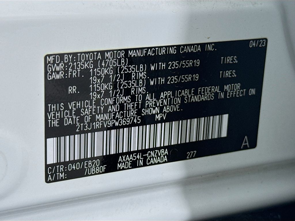 Thumbnail: 2023 Toyota RAV4 - 32