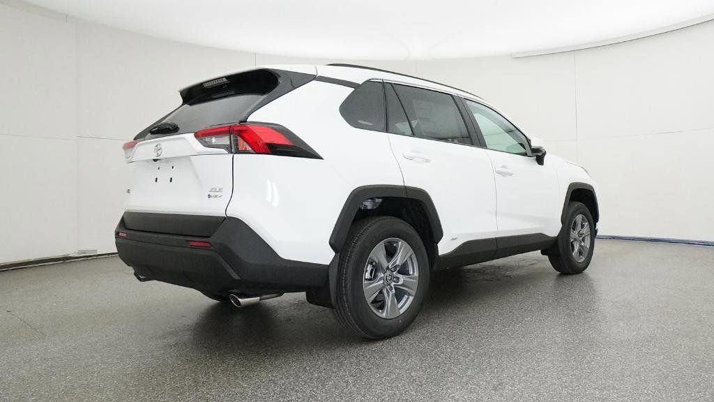 Thumbnail: 2025 Toyota RAV4 - 5