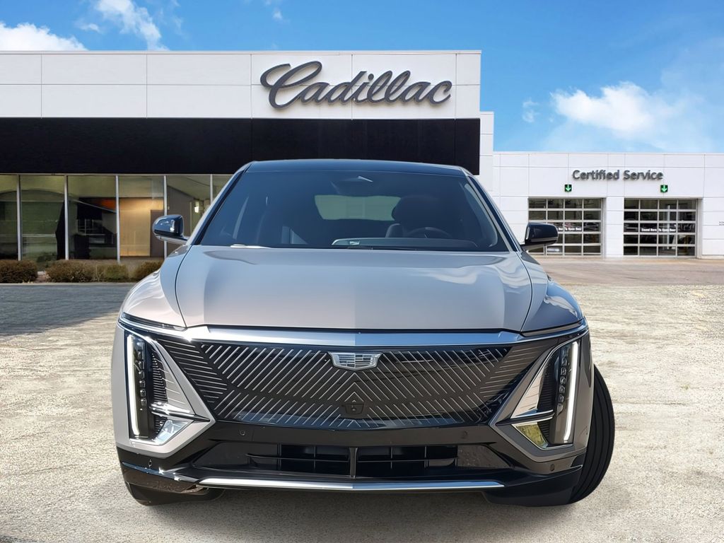 2024 Cadillac LYRIQ Tech 2