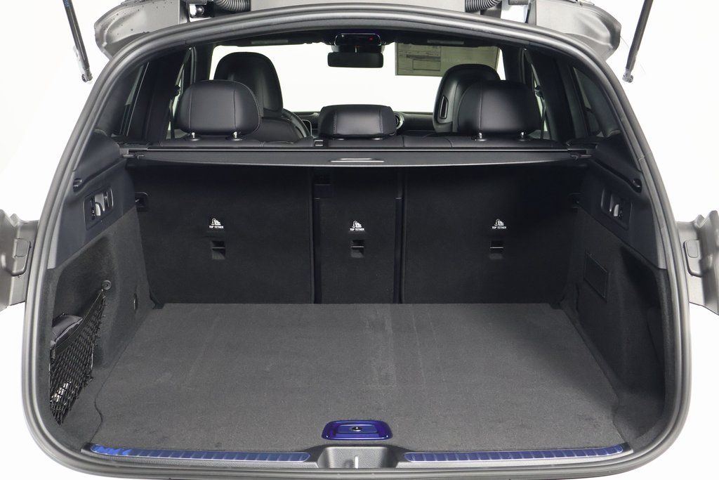 Thumbnail: 2026 Mercedes-Benz GLC - 8