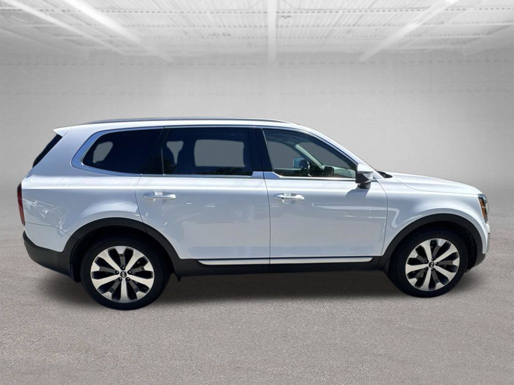 2021 Kia Telluride S White at Bob Ruth Ford