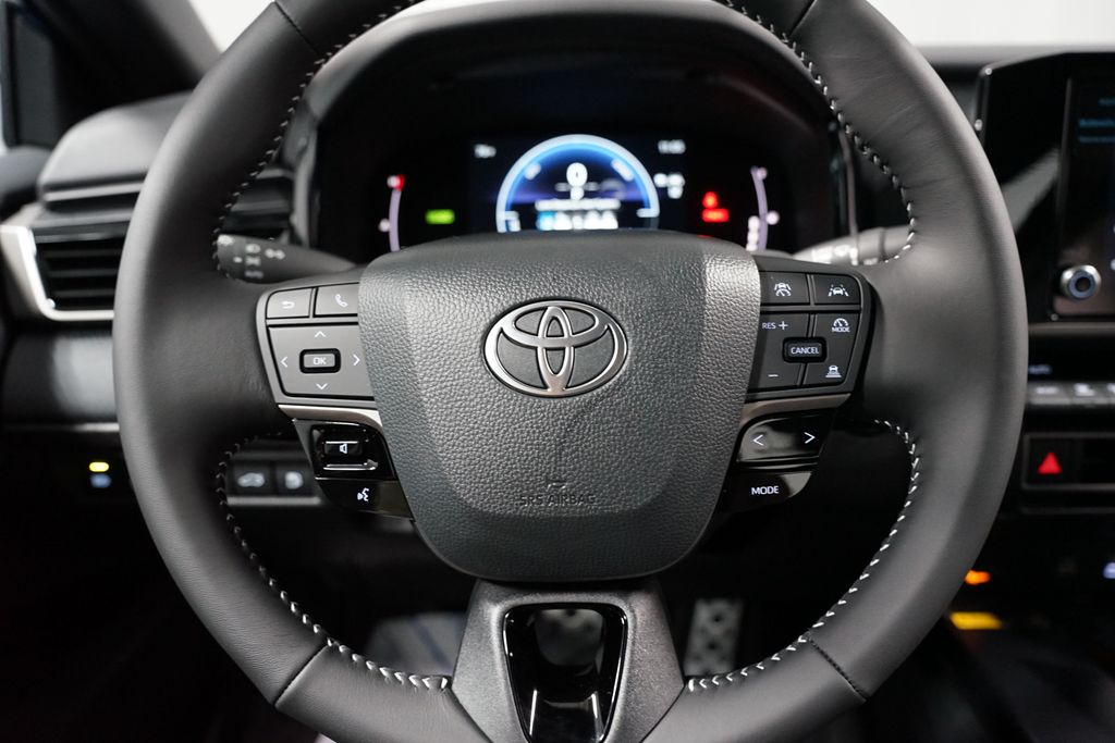 Thumbnail: 2026 Toyota Camry - 12