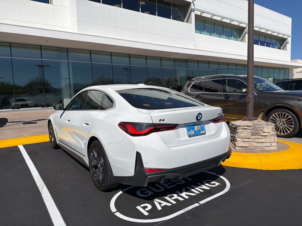 Thumbnail: 2023 BMW i4 - 6