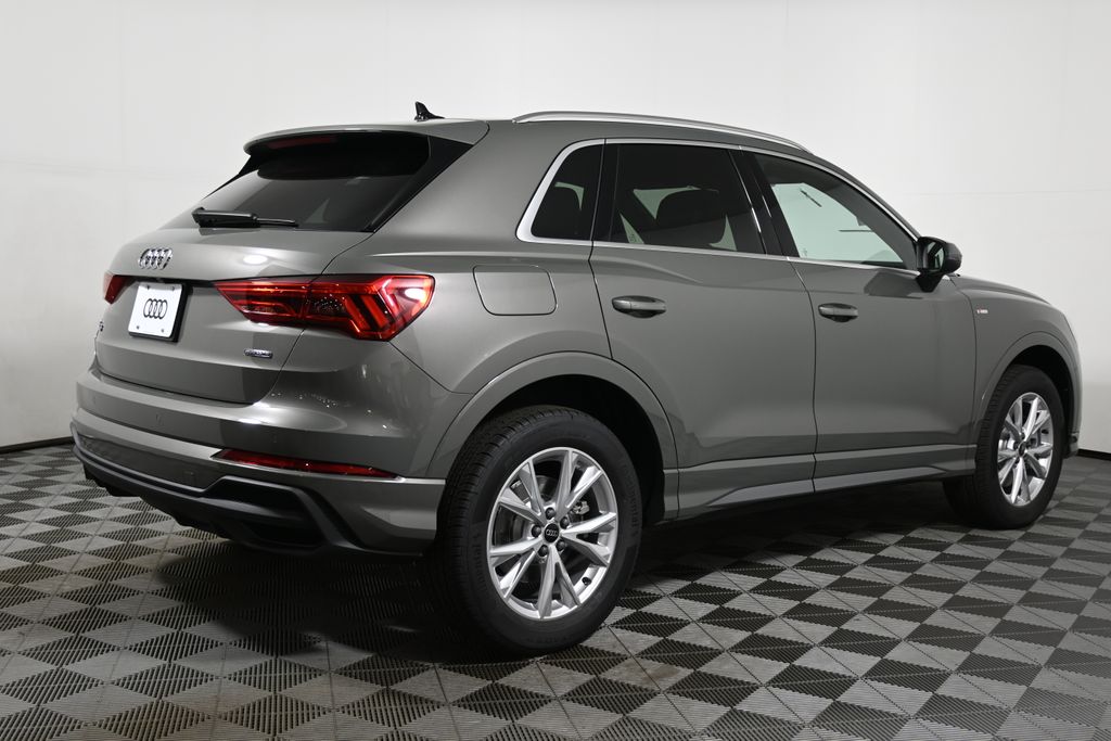 Thumbnail: 2025 Audi Q3 - 7