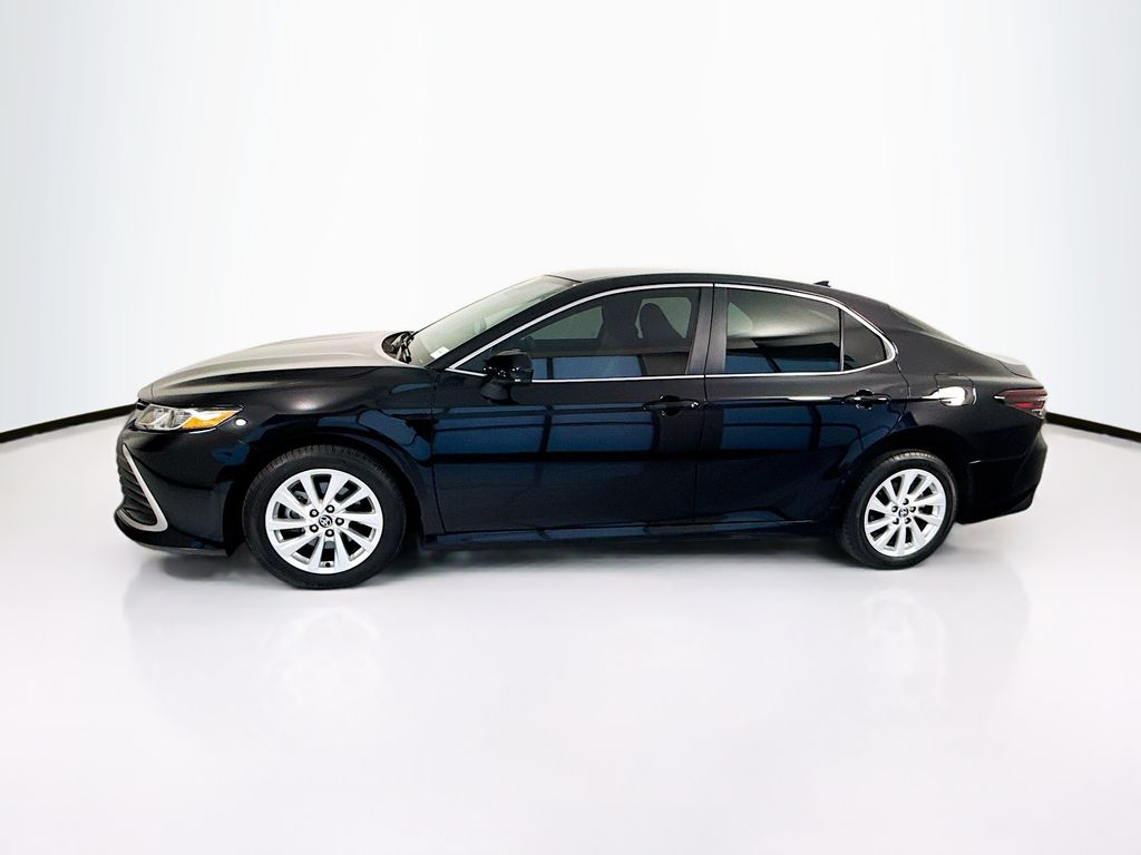 Thumbnail: 2023 Toyota Camry - 8