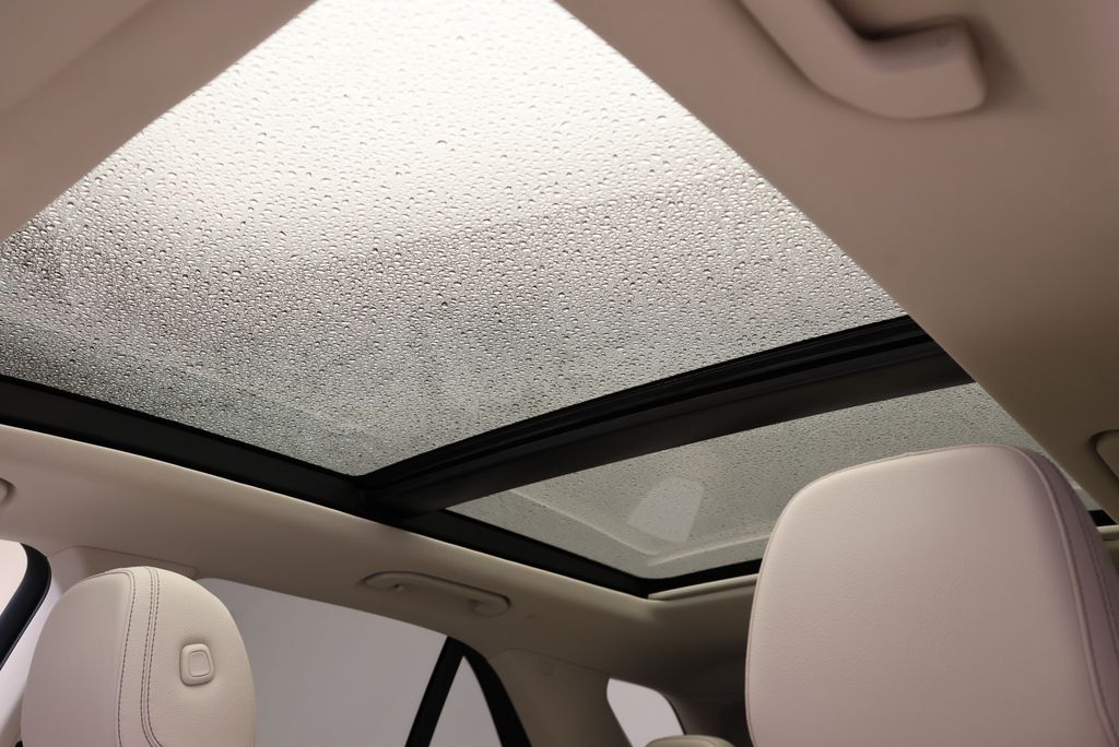 Thumbnail: 2026 Mercedes-Benz GLE - 15