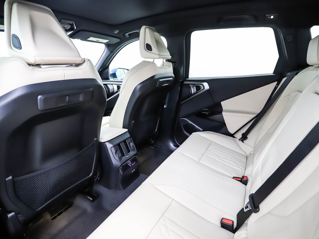 Thumbnail: 2026 BMW X3 - 21