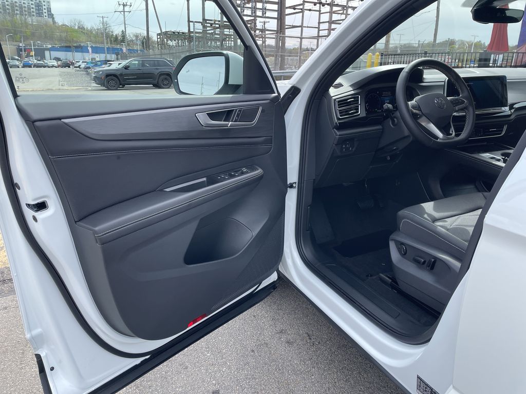 Used 2026 Volkswagen Atlas Cross Sport SUV