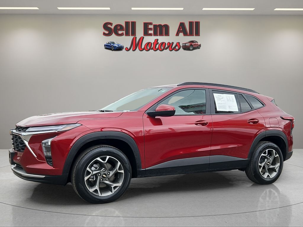 Red (Crimson Metallic) 2025 Chevrolet Trax LT FWD SUV / Crossover Front-Wheel Drive 6-Speed Automatic