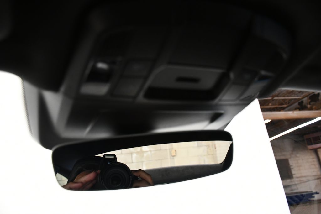 Thumbnail: 2026 Porsche 911 - 28