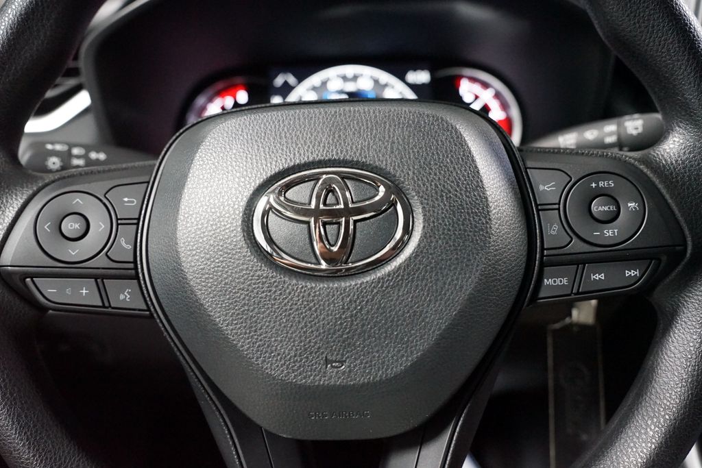 Thumbnail: 2025 Toyota RAV4 - 16