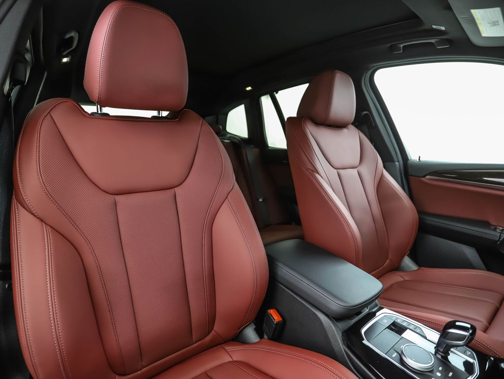 Thumbnail: 2023 BMW X3 - 32