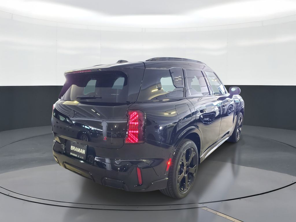 New 2027 Black MINI  image 3
