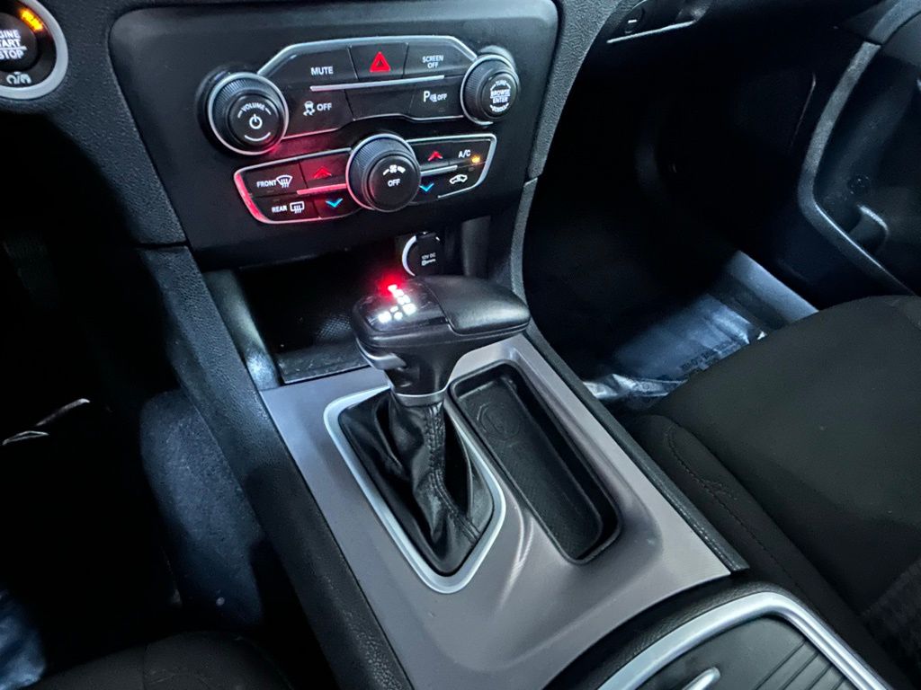 Used 2023 Destroyer Gray Clearcoat Dodge SXT image 17